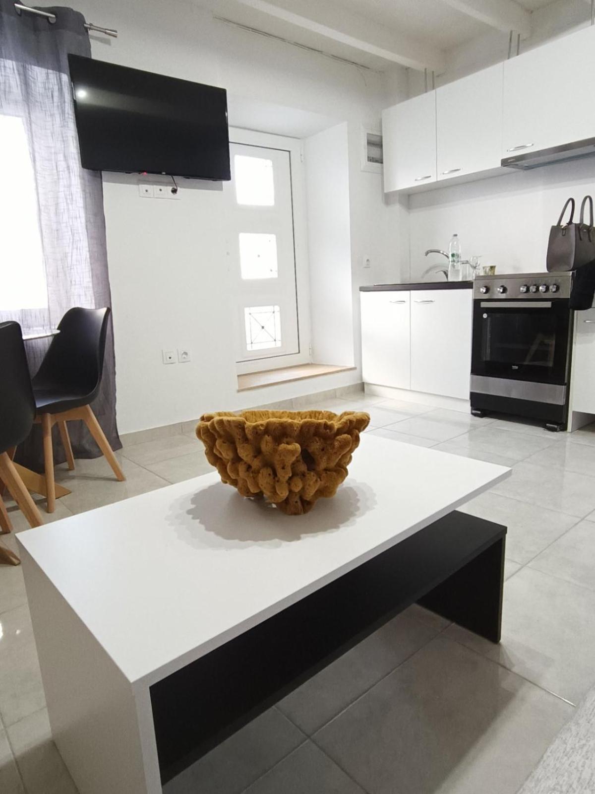 Sunrise Apartments - Aegean Blue Kalymnos Town Экстерьер фото